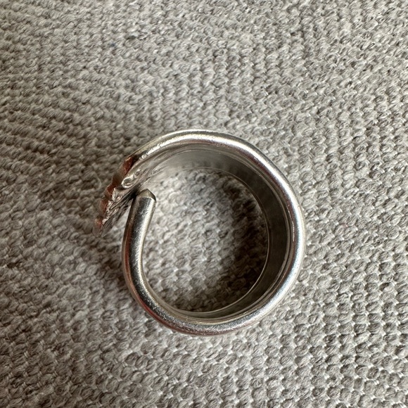 “R” Spoon Ring - Picture 13 of 13